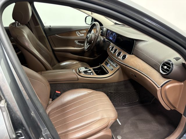 Mercedes-Benz CLA SSE E SW 400 D 4MATIC AUTO ALL TERRAIN PREMIUM PLU - foto 4 di 4
