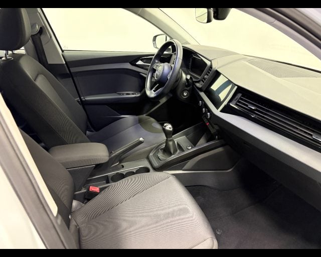 Audi A1 SPORTBACK 30 TFSI ADVANCED - foto 4 di 12
