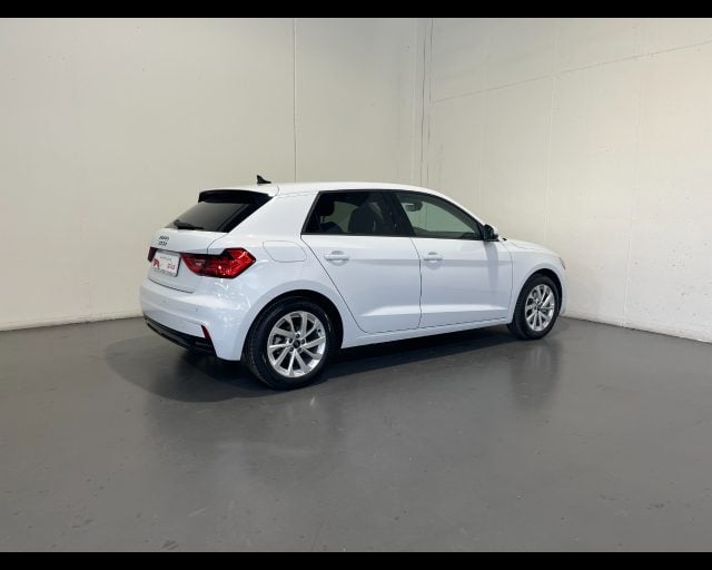 Audi A1 SPORTBACK 30 TFSI BUSINESS - foto 2 di 11