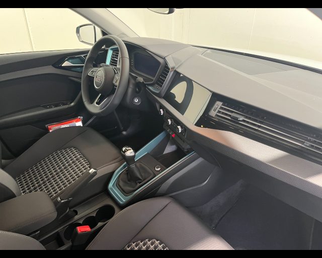 Audi A1 SPORTBACK 30 TFSI BUSINESS - foto 3 di 11