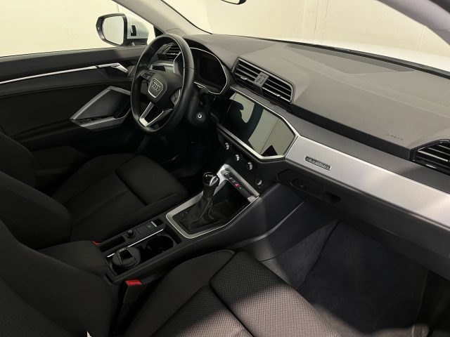 Audi Q3 35 TDI S-TRONIC QUATTRO S-LINE EDITION - foto 3 di 13