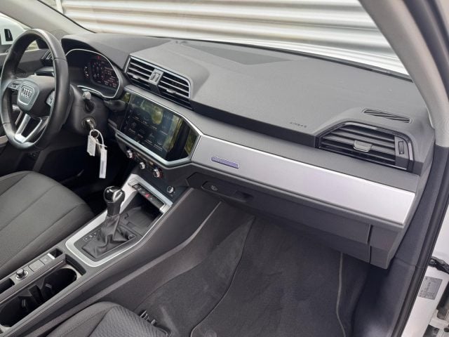 Audi Q3 45 TFSIe S-TRONIC S-LINE EDITION - foto 3 di 12