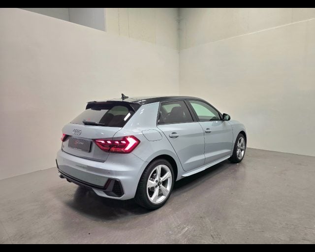 Audi A1 SPORTBACK 35 TFSI S-TRONIC S-LINE EDITION - foto 2 di 11