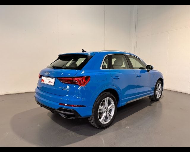 Audi Q3 45 TFSI S-TRONIC QUATTRO S-LINE EDITION - foto 2 di 11