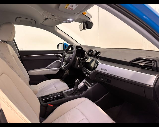 Audi Q3 45 TFSI S-TRONIC QUATTRO S-LINE EDITION - foto 3 di 11
