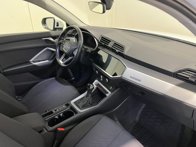 Audi Q3 35 TDI S-TRONIC QUATTRO S-LINE EDITION - foto 4 di 14