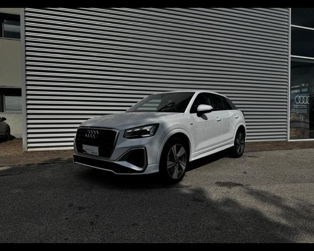 Audi Q2 35 TDI S-TRONIC S-LINE EDITION, del 2025, 12.600 km, in vendita a Conegliano (TV)