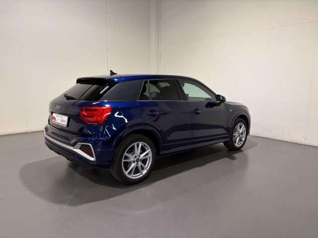 Audi Q2 35 TFSI S-TRONIC S-LINE EDITION - foto 2 di 9
