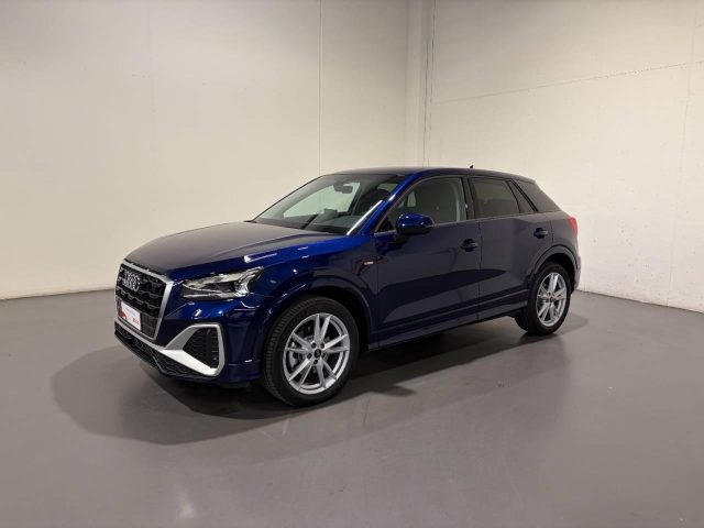 Audi Q2 35 TFSI S-TRONIC S-LINE EDITION, del 2025, 15.444 km, in vendita a Conegliano (TV)