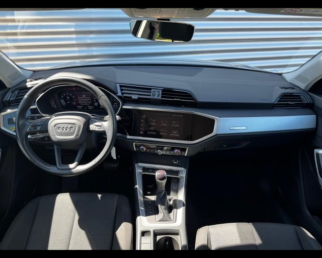 Audi Q3 35 TFSI MHEV S-TRONIC BUSINESS ADVANCED - foto 4 di 11