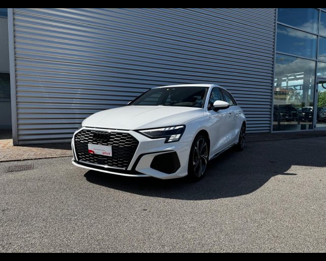 Audi A3 Sportback 40 TDI S-TRONIC QUATTRO S-LINE EDITION usato a CONEGLIANO