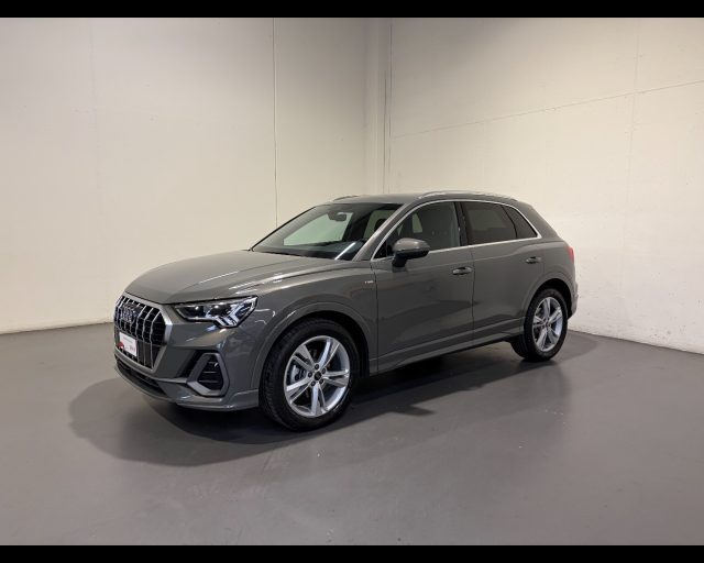 Audi Q3 35 TDI S-TRONIC S LINE EDITION, del 2024, 24.248 km, in vendita a Conegliano (TV)