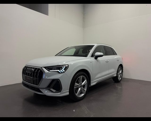 Audi Q3 35 TDI S LINE EDITION S-TRONIC, del 2024, 25.208 km, in vendita a Conegliano (TV)