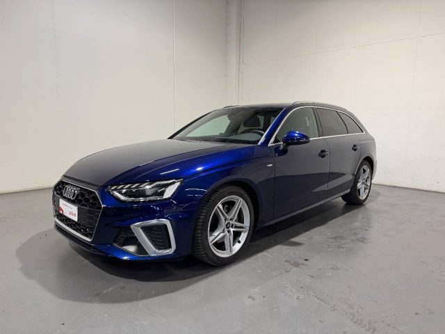 Audi A4 AVANT 40 TDI MHEV S-TRONIC QUATTRO S-LINE, del 2024, 16.488 km, in vendita a Conegliano (TV)