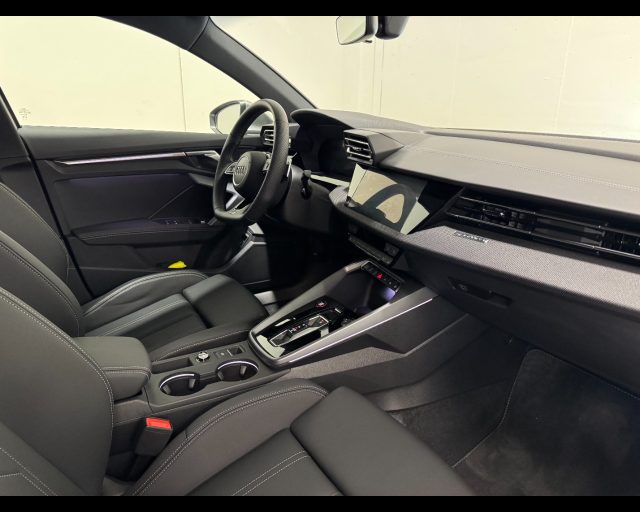 Audi S3 SPORTBACK TFSI QUATTRO S-TRONIC - foto 3 di 4