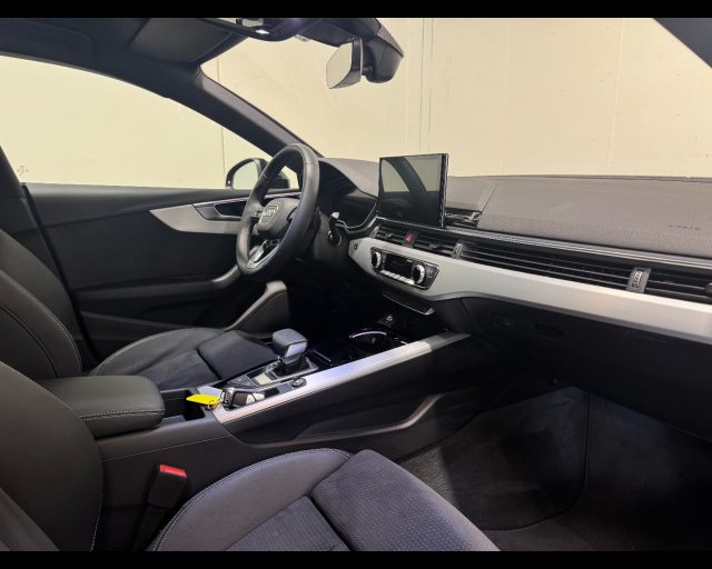 Audi A5 SPORTBACK 40 TDI MHEV S-TRONIC S LINE EDITION - foto 3 di 4