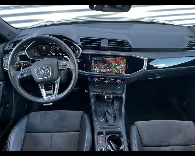 Audi RS Q3 SPORTBACK QUATTRO S-TRONIC - foto 4 di 4