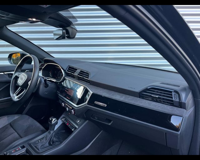 Audi RS Q3 SPORTBACK QUATTRO S-TRONIC - foto 3 di 4
