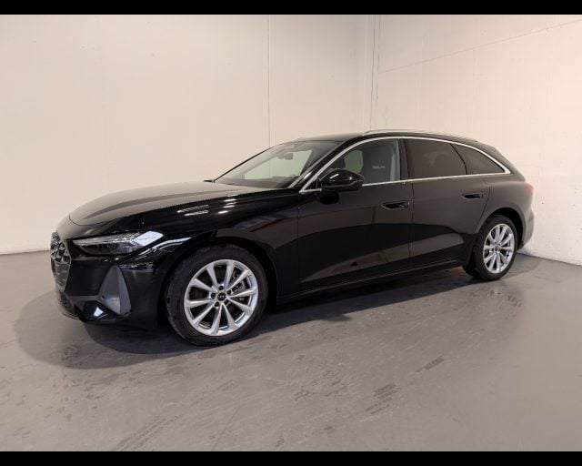 Audi A5 AVANT 2.0 TDI MHEV+ S-TRONIC BUSINESS ADVANCED, del 2025, 3.316 km, in vendita a Conegliano (TV)