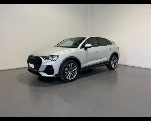Audi Q3 SPORTBACK 40 TDI S-TRONIC QUATTRO S-LINE EDITION, del 2025, 19.810 km, in vendita a Conegliano (TV)