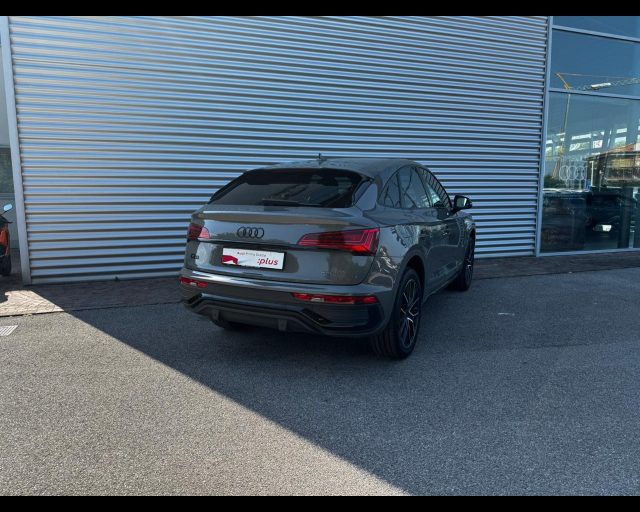 Audi Q5 SPORTBACK 50 TFSIe S-TRONIC IDENTITY BLACK - foto 2 di 4
