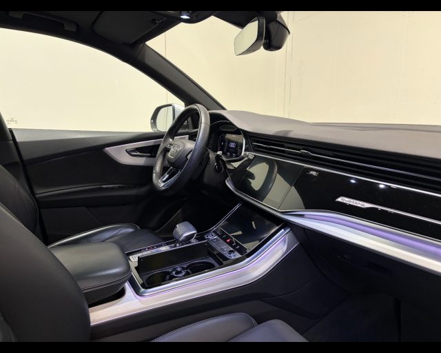 Audi Q8 50 TDI MHEV QUATTRO TIPTRONIC SPORT - foto 3 di 13