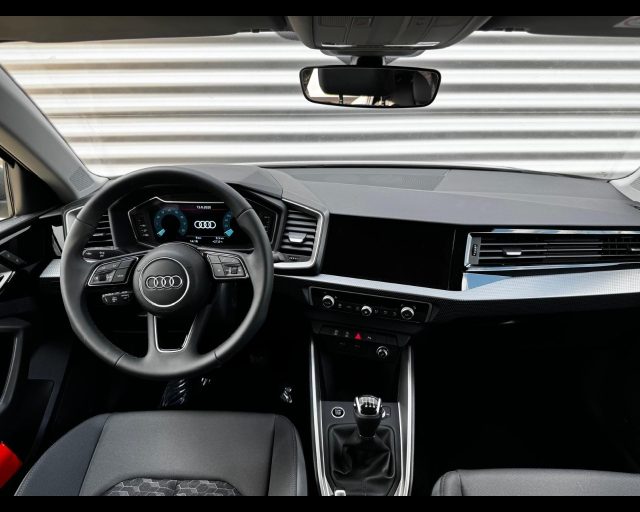 Audi A1 SPORTBACK 30 TFSI S-LINE EDITION - foto 4 di 11