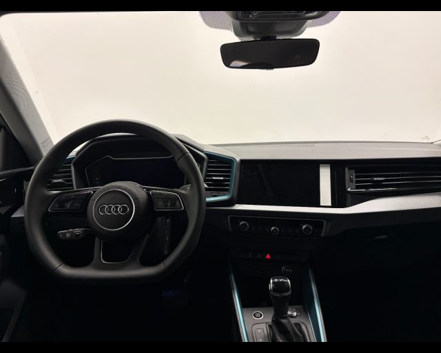 Audi A1 ALLSTREET 30 TFSI S-TRONIC IDENTITY CONTRAST - foto 4 di 11