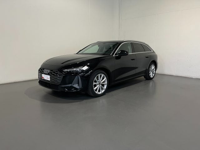 Audi A5 AVANT 2.0 TDI MHEV S-TRONIC BUSINESS ADVACED, del 2025, 41.125 km, in vendita a Conegliano (TV)
