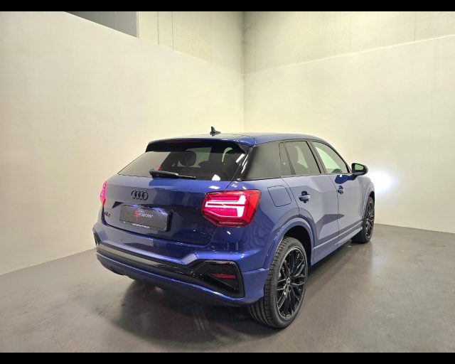Audi Q2 35 TFSI S-TRONIC IDENTITY BLACK - foto 2 di 4