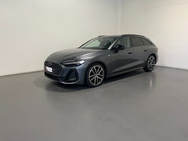 Audi A5 AVANT 2.0 TDI MHEV S-TRONIC QUATTRO S-LINE EDITIO, del 2025, 30.319 km, in vendita a Conegliano (TV)