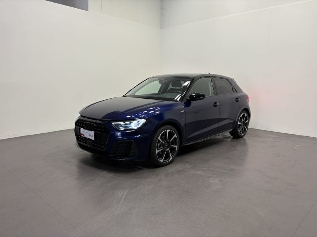 Audi A1 AUDI SPORTBACK 30 TFSI S-TRONIC IDENTITY BLACK, del 2026, 100 km, in vendita a Conegliano (TV)