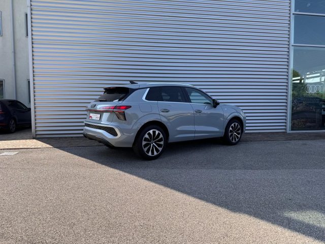 Audi Q3 TFSI 110 KW S TRONIC MY 26 LAUNCH EDITION - foto 2 di 4