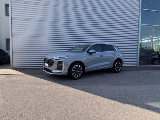 Audi Q3 TFSI 110 KW S TRONIC MY 26 LAUNCH EDITION, del 2026, 100 km, in vendita a Conegliano (TV)