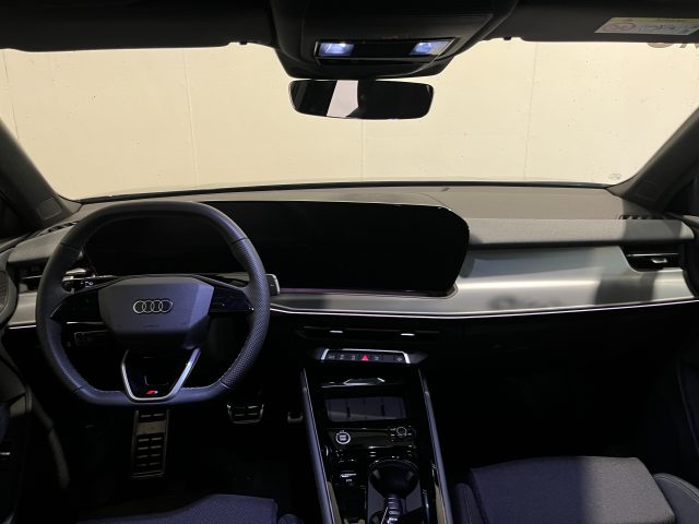 Audi Q3 TDI 110 KW S TRONIC MY 26 LAUNCH EDITION - foto 4 di 4
