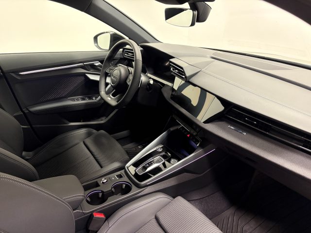 Audi A3 ALLSTREET TDI S-TRONIC - foto 3 di 4