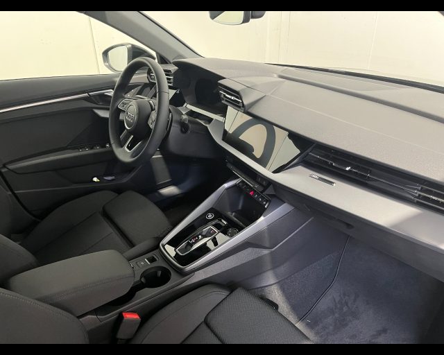 Audi A3 SPORTBACK 40 TFSI e S-TRONIC BUSINESS ADVANCED - foto 3 di 4