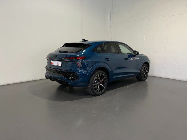 Audi Q3 SPORTBACK E-HYBRID S-TRONIC S-LINE - foto 2 di 4