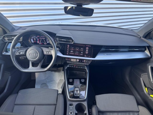 Audi A3 SEDAN 35 TDI S-TRONIC S-LINE EDITION - foto 4 di 4