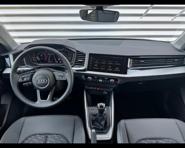 Audi A1 SPORTBACK 30 TFSI S-LINE EDITION - foto 4 di 4