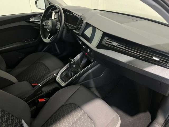Audi A1 SPORTBACK 35 TFSI S-TRONIC S-LINE EDITION - foto 4 di 4