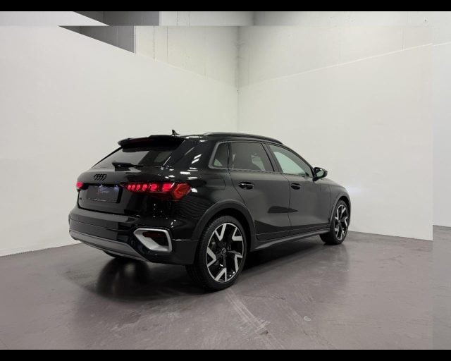 Audi A3 ALLSTREET 35 TFSI S-TRONIC IDENTITY CONTRAST - foto 2 di 4