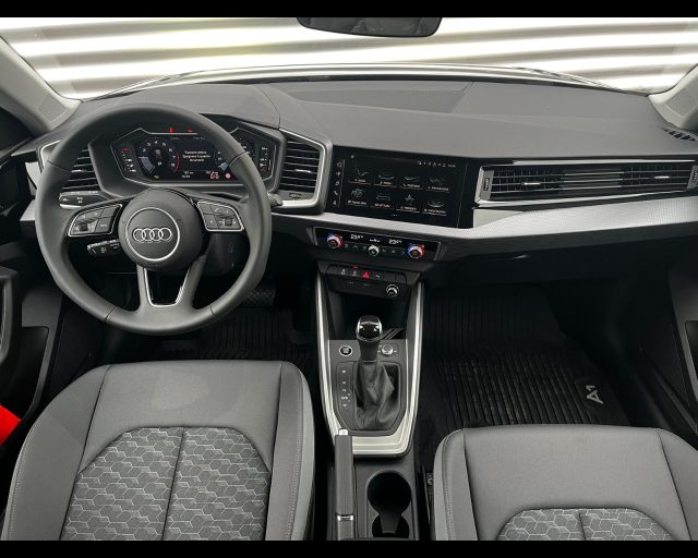 Audi A1 SPORTBACK 30 TFSI S -TRONIC S-LINE EDITION - foto 4 di 4