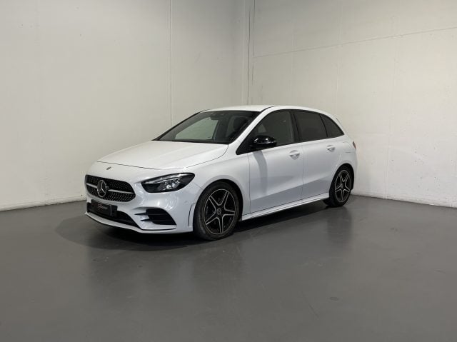Mercedes-Benz CLA SSE B 200D AUTO PREMIUM - foto 2 di 4