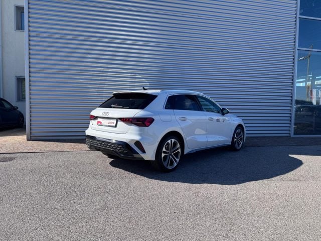 Audi A3 Sportback TFSIe S-TRONIC S-LINE EDITION - foto 2 di 4