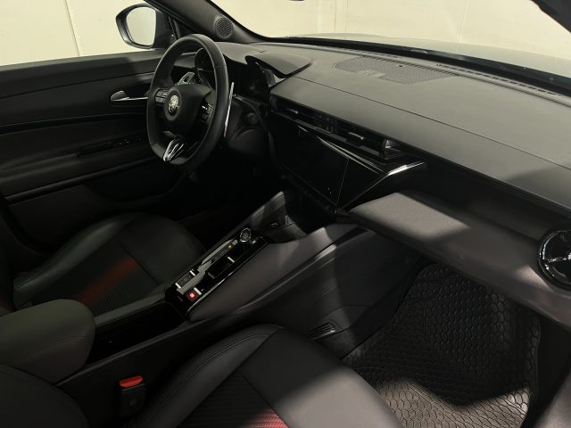 Alfa Romeo Junior 1.2 IBRIDA SPECIALE edct6 - foto 4 di 4