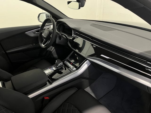 Audi Q8 50 TDI TIPTRONIC QUATTRO S-LINE EDITION - foto 3 di 4