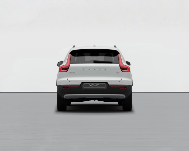 Volvo XC40 CORE B3 AUTO - foto 4 di 4
