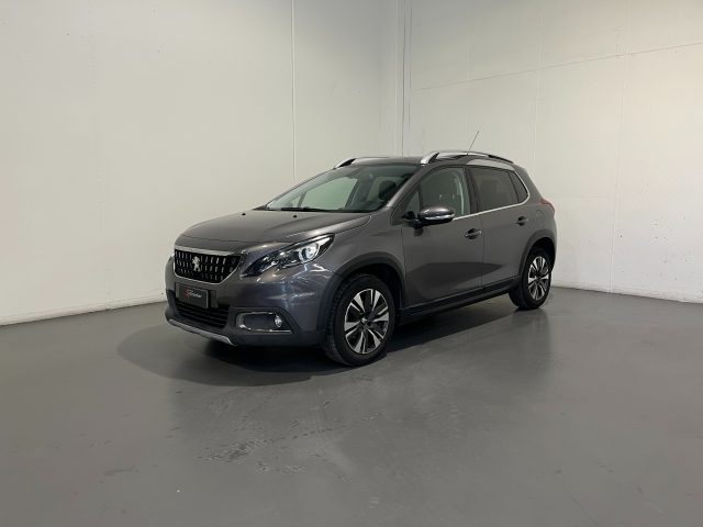 Peugeot 2008 1.2 PURETECH ALLURE - foto 2 di 4