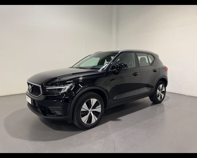 Volvo XC40 B3 CORE AUTO - foto 2 di 4
